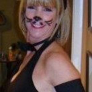 Meet your Posher, Cynthia